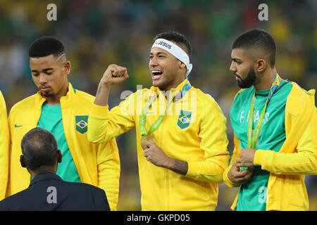 Rio de Janeiro, Brésil. 20e Août, 2016. Neymar (BRA) Football/soccer : Men's cérémonie des médailles à Rio pendant le Maracana Jeux Olympiques de 2016 à Rio de Janeiro, Brésil . © YUTAKA/AFLO SPORT/Alamy Live News Banque D'Images