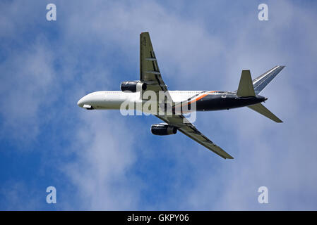 Titan Airways Boeing 757-200 G-ZAPX Série d'enregistrement. 11 179 SCO. Banque D'Images