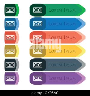 L'icône de cassette audio signe. Ensemble de boutons longue colorée, lumineuse avec des petits modules. Modèle plat Illustration de Vecteur