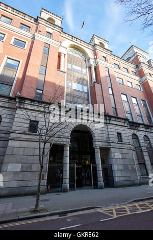 Clarence court office building, rue Adelaide belfast utilisées par divers ministères du gouvernement de l'Irlande du Nord Banque D'Images