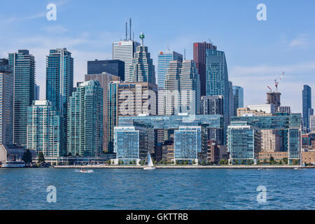 Skyline du lac Ontario de la ville de Toronto, Ontario, Canada Banque D'Images