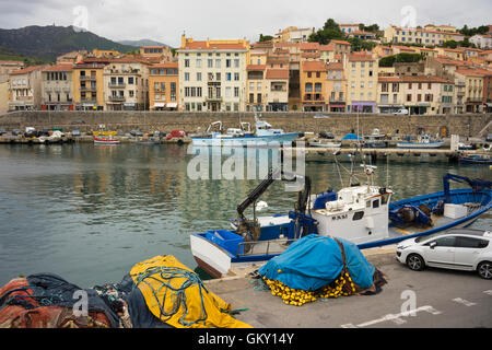 Port-Vendres dans les Pyrénées-Orientales, France Banque D'Images