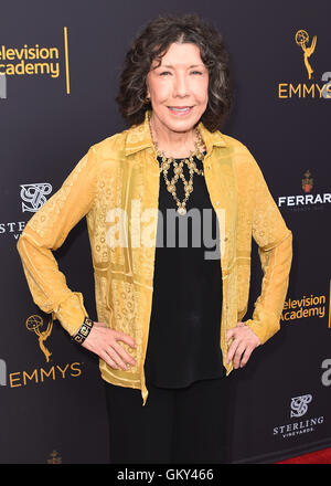 Los Angeles, CA - le 22 août : Lily Tomlin à l'Académie de la télévision le groupe de pairs Artistes Célébration à la Montage Beverly Hills le 22 août 2016 à Beverly Hills, Californie. Credit : mpi99/MediaPunch Banque D'Images