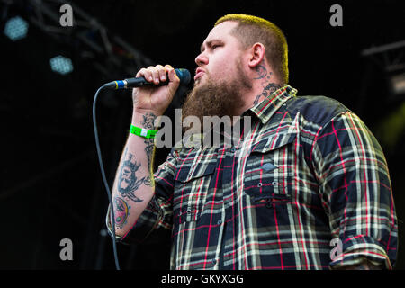 Rory Graham comme Rag'n'Bone Man sur la scène principale à de beaux jours Festival à Escott Park, Devon, UK. 21 août 201 Banque D'Images