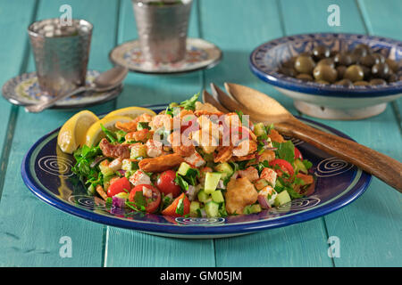 Fattoush salade. Moyen-orientaux Banque D'Images