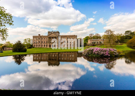 Ake vue d'un manoir anglais historique dans le Cheshire. Banque D'Images