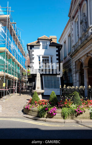 Le crooked House. Windsor, Berkshire, Angleterre, Royaume-Uni. Banque D'Images