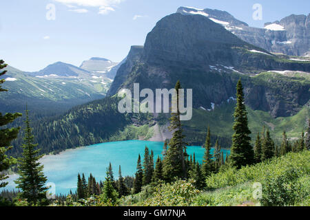 Vue sur Lac Grinnell dans le Glacier National Park, Montana, United States. Banque D'Images