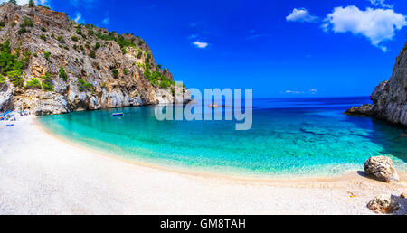 L'une des plus belles plages de Grèce - Achata dans l'île de Karpathos Banque D'Images