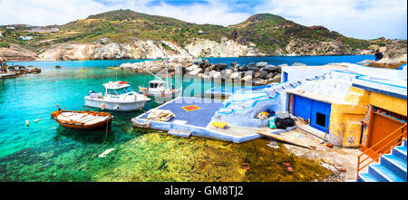 D'authentiques villages traditionnels des îles grecques - Mandrakia, Milos Banque D'Images