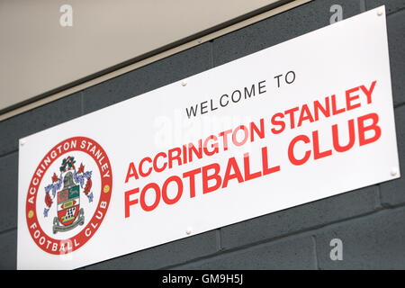 La signalisation vous accueille à la Wham, stade de Accrington Stanley au cours de l'EFL Cup, Deuxième tour au stade de Wham, Accrington. Banque D'Images