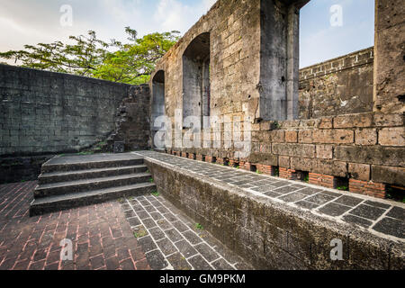 Les remparts historiques de Fort Santiago, dans Intramuros, Manille, Philippines. Banque D'Images