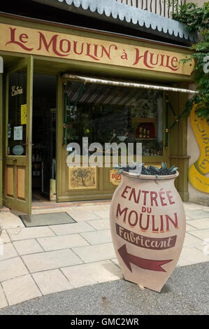 La boutique du Moulin a Huile d'olive (moulin à huile), Nyons, Drôme, France. Banque D'Images