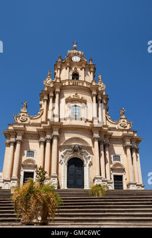 Duomo de San Giorgio, la Piazza del Duomo, Ragusa Ibla, Siracusa, Sicile, Italie Banque D'Images