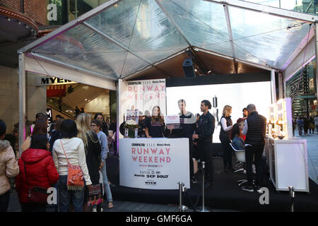 Sydney, Australie. 26 août 2016. Week-end à piste Pitt Street Mall est à la mode, la beauté et le style soutenu par certains événements de l'Australie's magazine marques. Crédit : Richard Milnes/Alamy Live News Banque D'Images