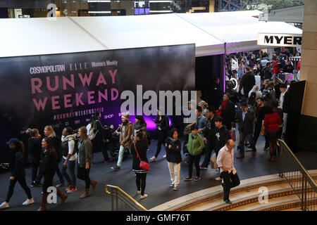 Sydney, Australie. 26 août 2016. Week-end à piste Pitt Street Mall est à la mode, la beauté et le style soutenu par certains événements de l'Australie's magazine marques. Crédit : Richard Milnes/Alamy Live News Banque D'Images