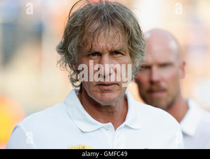 Bochum, Allemagne. Août 26, 2016. 2e saison de la Bundesliga, 2016/2017, journée 3, VfL Bochum 1848 - Hanovre 96 : Manager Gertjan Verbeek (Bochum). Credit : Juergen Schwarz/Alamy Live News Banque D'Images