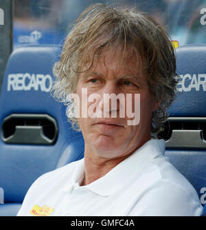 Bochum, Allemagne. Août 26, 2016. 2e saison de la Bundesliga, 2016/2017, journée 3, VfL Bochum 1848 - Hanovre 96 : Manager Gertjan Verbeek (Bochum). Credit : Juergen Schwarz/Alamy Live News Banque D'Images