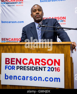 HENDERSON, NV - 15 novembre 2015 : Le Dr Ben Carson rassemblement au Pavillon Henderson de Henderson, NV le 15 novembre 2015. Crédit : Erik Kabik Photographie/ MediaPunch Banque D'Images