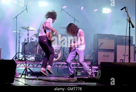 Cornbury Festival, 10 juillet 2015 de l'Oxfordshire, UK, Razorlight en direct sur scène à Cornbury Festival Banque D'Images