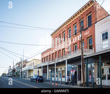 VIRGINIA CITY, NEVADA - Août 6, 2016 : voir l'historique ville minière de l'ouest et d'un remarquable emplacement touristique, Virginia City. Banque D'Images