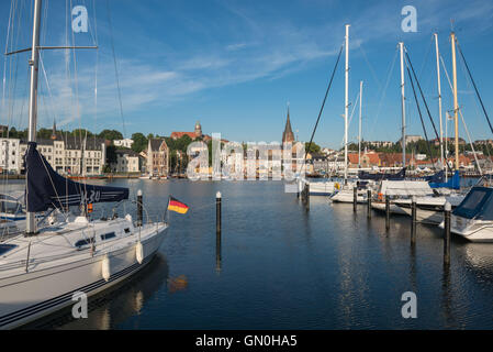 Port de Flensburg, à la fin de Flensburg, ville frontière au Danemark, la mer Baltique, Schleswig-Holstein, Allemagne, Banque D'Images