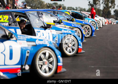 MELBOURNE, AUSTRALIE/WINTON, 22 mai , 2016 : Championnat Supercars Virgin Australia - Supercar juste avant l'affichage à 11 course Banque D'Images