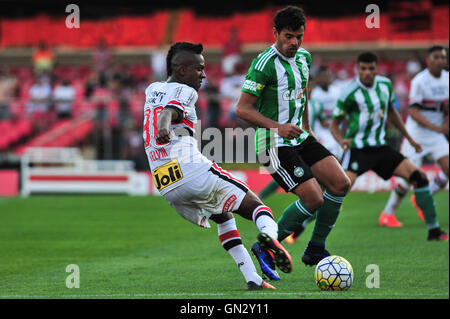 Sao Paulo, Brésil. Août 28, 2016. Kelvin São Paulo, pendant le match entre SPFC x match Coritiba valide pour la vingt-deuxième manche du Championnat 2016, tenue à l'Morumbi Stadium, au sud de São Paulo, SP. (Photo : Maurício Rummens/Fotoarena) Crédit : Foto Arena LTDA/Alamy Live News Banque D'Images