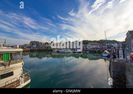 Port de Padstow Cornwall, représenté sur un beau soir d'août 2016. Banque D'Images