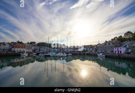 Port de Padstow Cornwall, représenté sur un beau soir d'août 2016. Banque D'Images