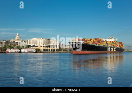 MAERSK LINE MSC BARBARA VRAC CONTENEUR SHIP SAVANNAH SAVANNAH GEORGIA USA Banque D'Images