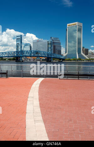 Le CENTRE-VILLE SAINT JOHNS RIVER JACKSONVILLE FLORIDA USA Banque D'Images