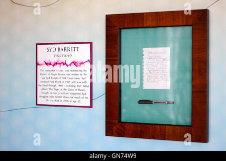 Souvenirs de l'industrie pop, vue ici en couleur à l'Hard Rock Hotel sont les paroles écrites par Syd Barrett de Pink Floyd. Banque D'Images
