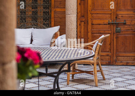 Maison de style traditionnel de l'intérieur Moroccan-French Banque D'Images