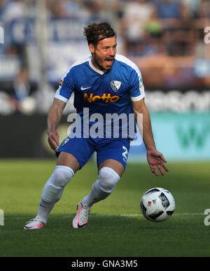 Bochum, Allemagne. Août 26, 2016. Stefano afi-Partner SA de Bochum en action pendant l'Bundeliga secondes match de foot entre Bochum et Hannover 96 dans la rewirpowerSTADION à Bochum, Allemagne, 26 août 2016. Photo : Ina Fassbender/dpa/Alamy Live News Banque D'Images