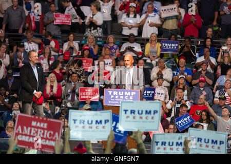 , Everett, Washington, États-Unis. 30 août, 2016. Donald J. Trump pour Eurosport France Président rassemblement à Arena. Crédit : Paul Gordon/Alamy Live News Banque D'Images