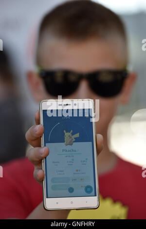 Brno, République tchèque. Août 31, 2016. Environ 50 Pokemon Rendez location based app gamers répondre à Brno, en République tchèque, le 31 août 2016. Photo : CTK Vaclav Salek/Photo/Alamy Live News Banque D'Images