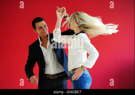 Thomas Wurmseder dans son école de danse à Unterhaching, 2014 Banque D'Images