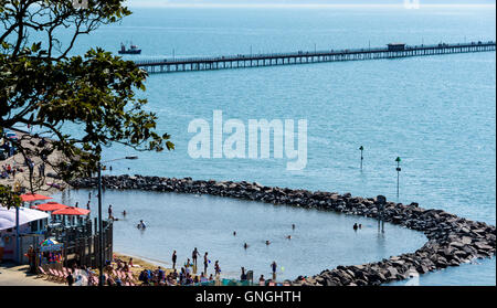 Le nouveau lagon à trois coquilles de Southend on Sea Beach. Banque D'Images