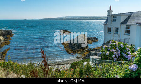 Vue côtière à Bull Bay, sur l'Anglesey Banque D'Images