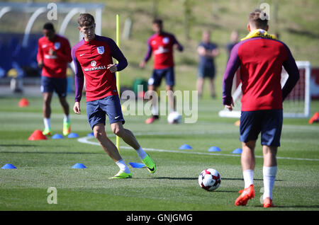 Anglais John Stones pendant une session de formation à St George's Park, Burton. Photo date : mardi 30 août 2016. Voir l'ACTIVITÉ DE SOCCER histoire de l'Angleterre. Crédit photo doit se lire : Nick Potts/PA Wire. Banque D'Images