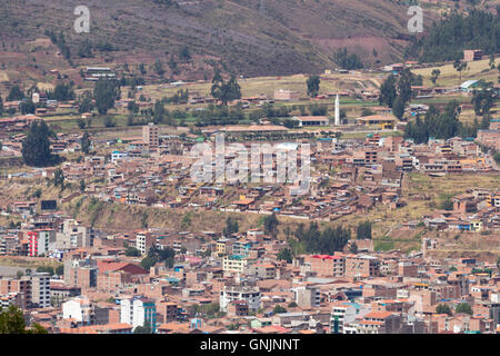 Cusco, Pérou - 14 mai : vue sur la ville de Cusco à partir de l'ancien site de Saqsaywaman. 14 mai 2016, Cusco au Pérou. Banque D'Images