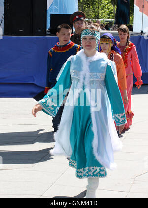 Festival des cultures nationales de Friendship Bridge Banque D'Images