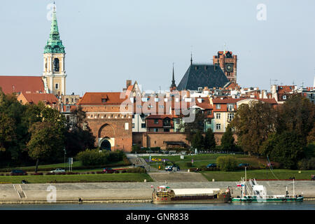 Torun", la Pologne, la vue sur la Vistule, à la vieille ville Banque D'Images