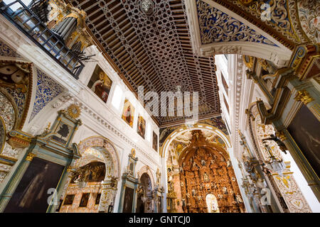 Retable Baroque. L'Iglesia Nuestra Señora del Carmen, bâtiment de style mudéjar et style baroque. Antequera,province de Malaga Costa del Sol Banque D'Images