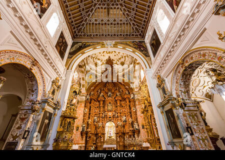 Retable Baroque. L'Iglesia Nuestra Señora del Carmen, bâtiment de style mudéjar et style baroque. Antequera,province de Malaga Costa del Sol Banque D'Images