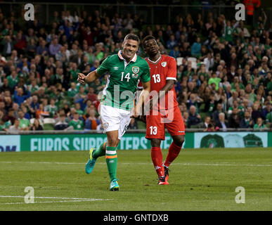 République d'Irlande est Jon Walters célèbre marquant son troisième but du côté du jeu pendant le Salon International de l'environnement à l'Aviva Stadium de Dublin. Banque D'Images