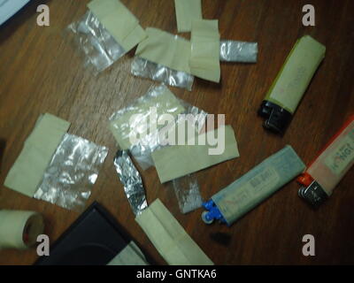 Quezon City, Philippines. Août 31, 2016. D'une valeur de 3 000 pesos de shabu ont été confisqués à 9 toxicomanes qui ont été pris de faire un pot session en Culiat, Quezon City. Credit : PACIFIC PRESS/Alamy Live News Banque D'Images