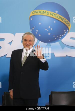 Président Michel Temer Interm brésilien au cours d'une réunion avec les membres de l'industrie de la construction au Palais du Planalto, 11 août 2016 à Brasilia, Brésil. Banque D'Images