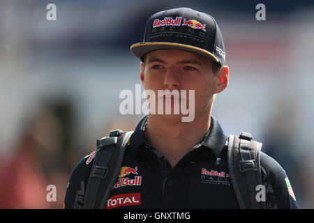 Monza, Italie. 06Th Sep 2016. Formula 1 Grand prix d'Italie, l'arrivée du pilote et conférence de presse 24. Red Bull Racing - Max Verstappen Credit : Action Plus Sport/Alamy Live News Banque D'Images